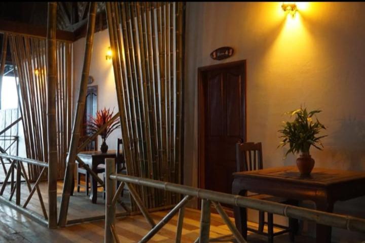 Villa Sala Vanna サワンナケート エクステリア 写真